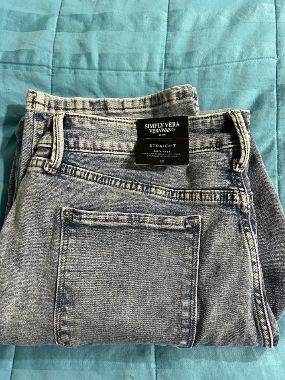 Simply Vera Vera Wang Men's Straight Jeans in Light Blue Wash